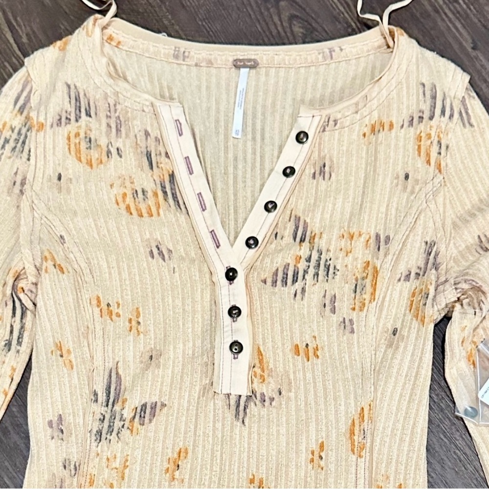 Free People Top - Picture 3 of 6